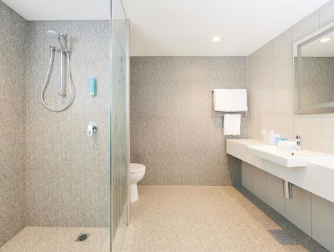 Holiday Inn Express Adelaide City Centre, An IHG Hotel - Accommodation Resorts 13