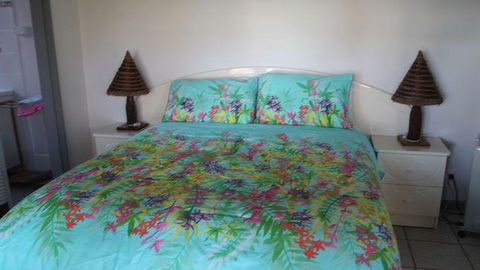 \'Point Break\' Your Waterfront Break At The Point - Accommodation Resorts 9