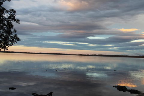 \'Point Break\' Your Waterfront Break At The Point - Accommodation Resorts 1