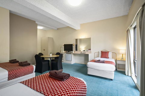 Garden City Motor Inn - Accommodation Resorts 24