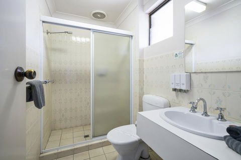 Garden City Motor Inn - Accommodation Resorts 35