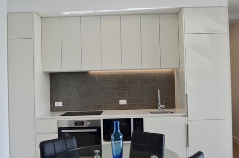 Whitmore SQ - Accommodation Resorts 5