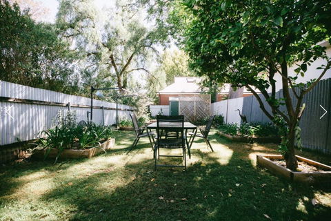 A Rose By The Park - Accommodation Resorts 12