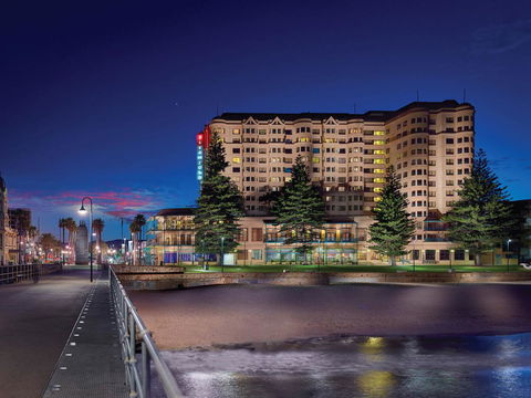 Stamford Grand Adelaide - Accommodation Resorts 0