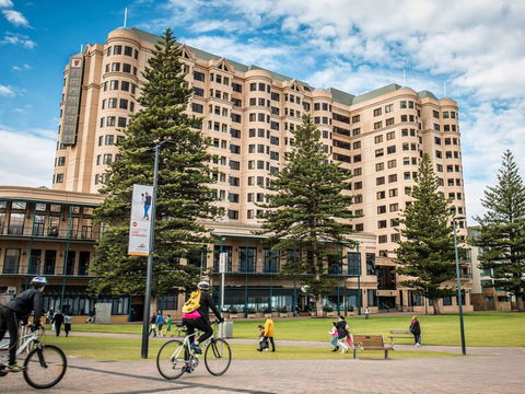 Stamford Grand Adelaide - Accommodation Resorts 27