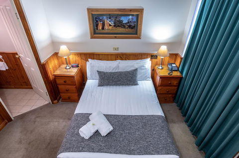 Astor Inn - Accommodation Resorts 16