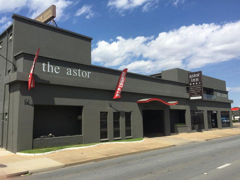 Astor Inn - Accommodation Resorts 3