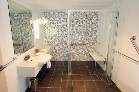 Adelaide Rockford - Accommodation Resorts 13