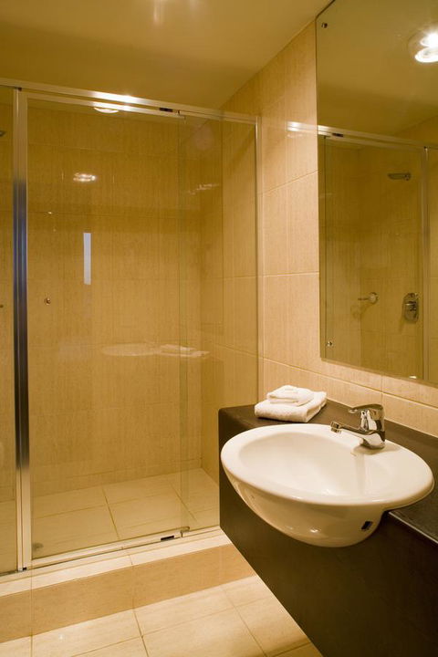 Adelaide Rockford - Accommodation Resorts 10