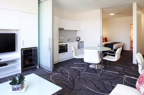 Adelaide Rockford - Accommodation Resorts 23