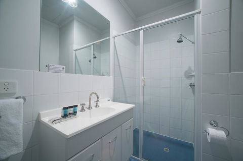 Franklin Apartments - Accommodation Resorts 13