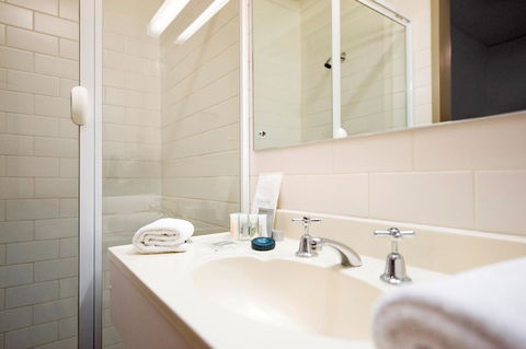 Adelaide Paringa - Accommodation Resorts 14