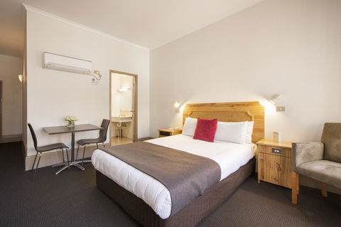Adelaide Paringa - Accommodation Resorts 13
