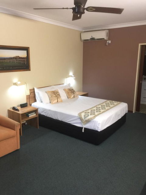 Cumberland Motor Inn - Accommodation Resorts 25