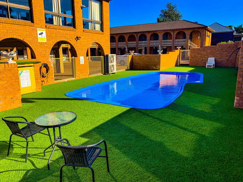 Cumberland Motor Inn - Accommodation Resorts 2