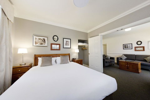 Majestic Old Lion Apartments - Accommodation Resorts 13