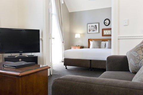 Majestic Old Lion Apartments - Accommodation Resorts 12