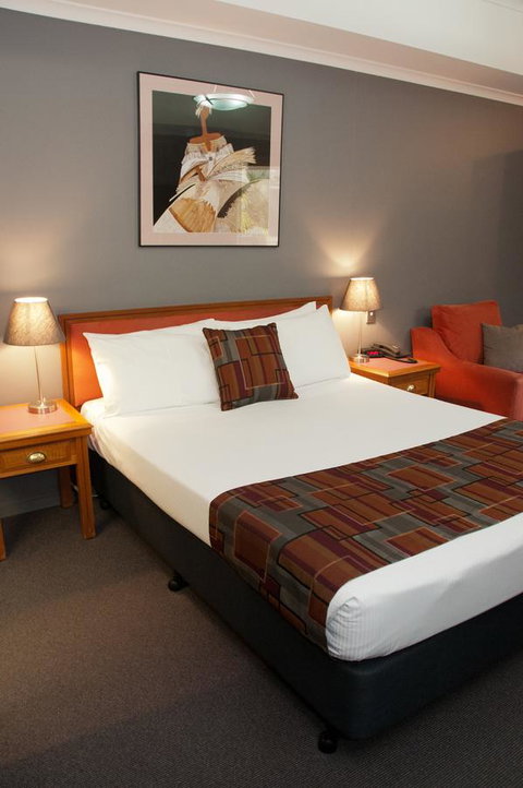 The O'Connell Inn - Accommodation Resorts 19