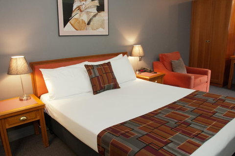 The O'Connell Inn - Accommodation Resorts 5