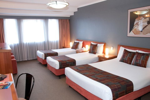 The O'Connell Inn - Accommodation Resorts 6