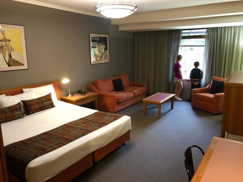 The O'Connell Inn - Accommodation Resorts 2