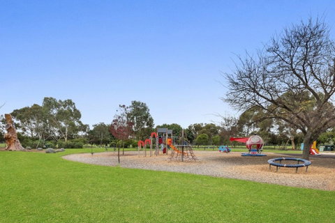 Adelaide Style Accommodation-Close To City-North Adelaide-3 Bdrm- FREE Parking - Accommodation Resorts 33