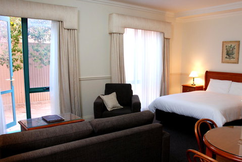 Majestic Tynte Street Apartments - Accommodation Resorts 7