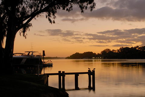 Riverview Rise Retreats - Accommodation Resorts 11