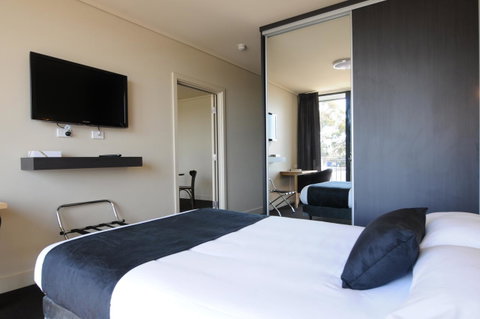 Mansfield Park Hotel - Accommodation Resorts 1