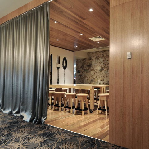 Mansfield Park Hotel - Accommodation Resorts 4