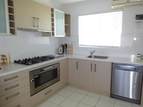 Selene Holiday Apartment @West Beach - Accommodation Resorts 16