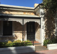8 Osborne - Accommodation Resorts