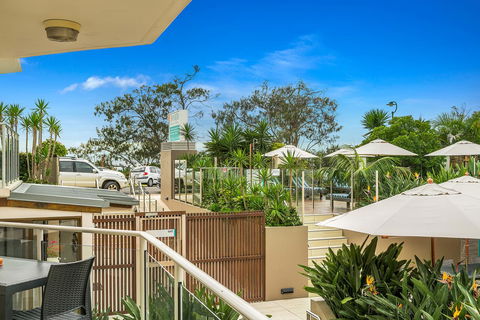Bayview Beachfront Apartments, In Town Right On The Beach - Accommodation Resorts 13