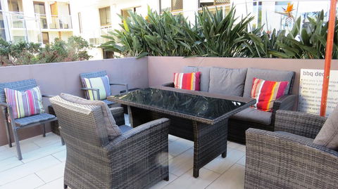 Bayview Beachfront Apartments, In Town Right On The Beach - Accommodation Resorts 24