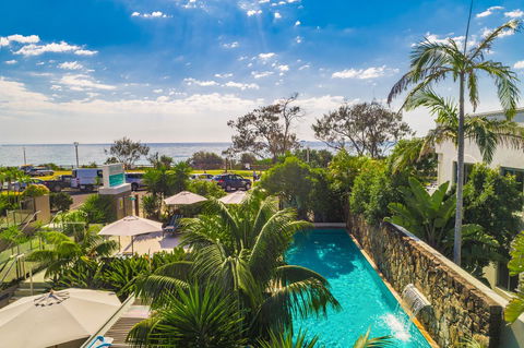 Bayview Beachfront Apartments, In Town Right On The Beach - Accommodation Resorts 0
