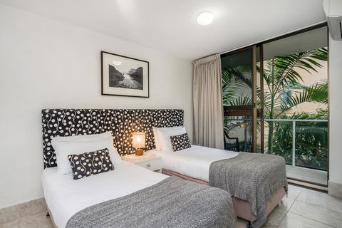 Bayview Beachfront Apartments, In Town Right On The Beach - Accommodation Resorts 39