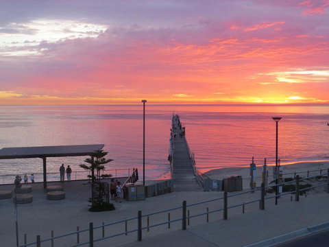 McCloud House - Accommodation Resorts 6