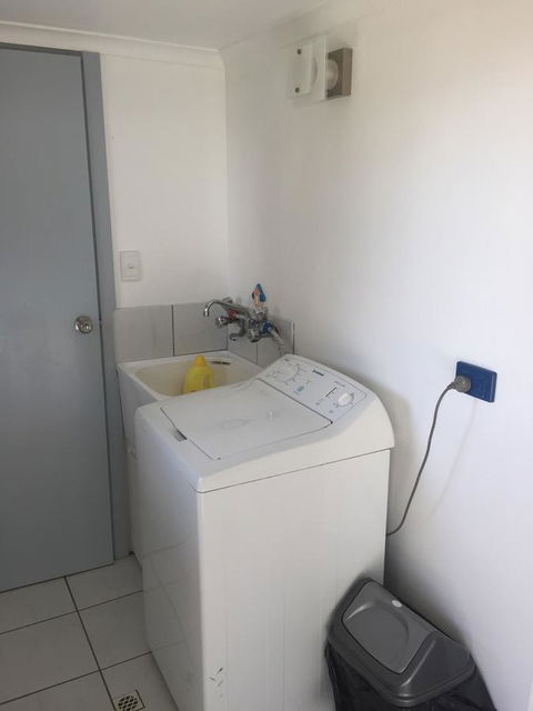 SHAKIN' SHACK - Accommodation Resorts 16