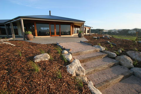 Almonta Park Lodge - Accommodation Resorts 2