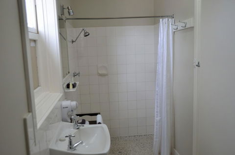 105 On The Park - Accommodation Resorts 10