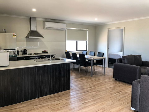 BIG4 The Bend Holiday Park - Accommodation Resorts 2