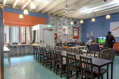 Tequila Sunrise Hostel Adelaide - Accommodation Resorts 14