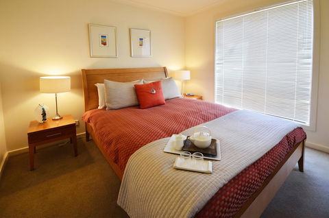 Adelaide Luxury Beach House - Accommodation Resorts 34