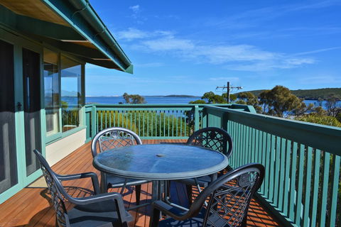 Dolphinview - Accommodation Resorts 0