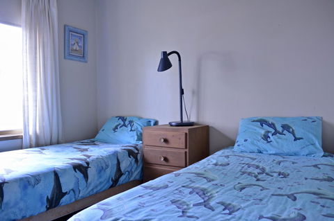 Dolphinview - Accommodation Resorts 7