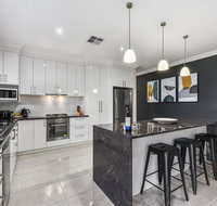 Accommodation on Lansell 2 - Accommodation Resorts