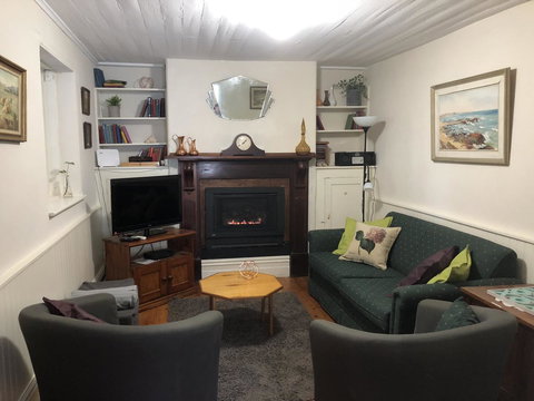 Goolwa Marinerâ€™s Cottage - Free Wifi And Pet Friendly - Centrally Located In Historic Region - Accommodation Resorts 7