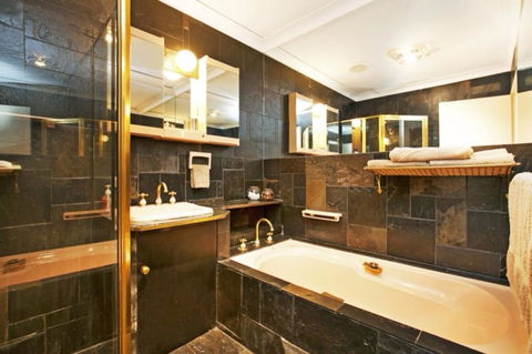 The Palms - Accommodation Resorts 20