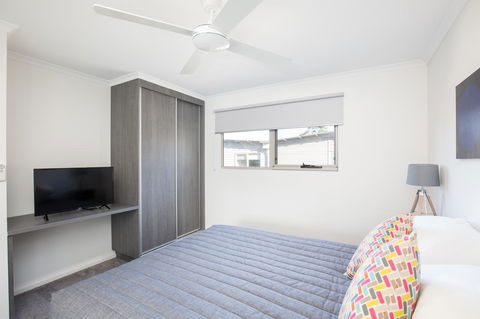 Blue Lake Holiday Park - Accommodation Resorts 25