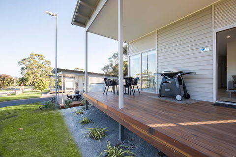 Blue Lake Holiday Park - Accommodation Resorts 16